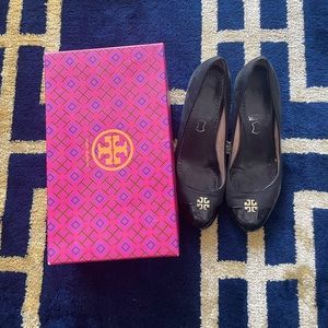 Tory Burch - Size 9 - Black - 65mm closed toe cap